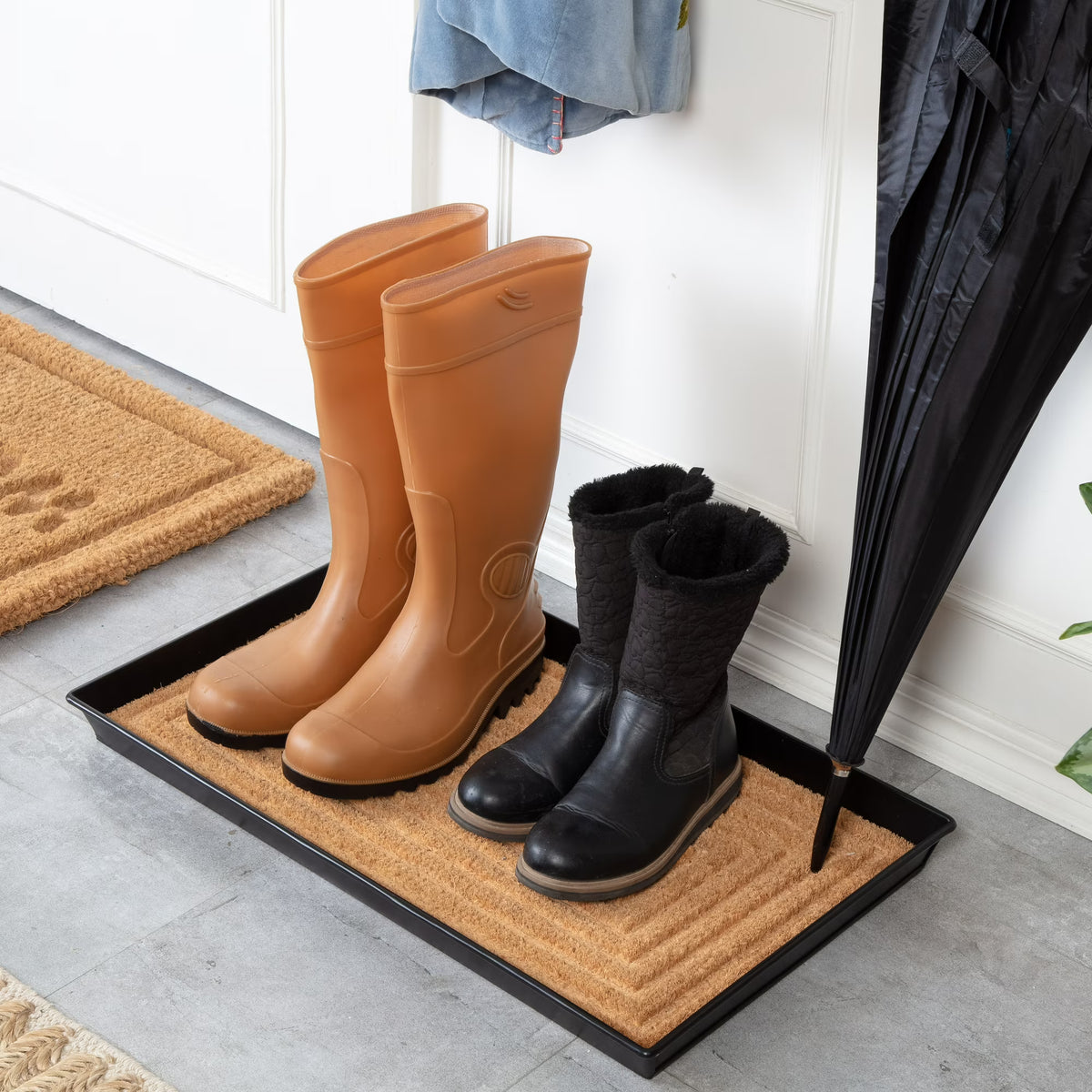 Black Metal Boot Tray with Coir Insert M4456