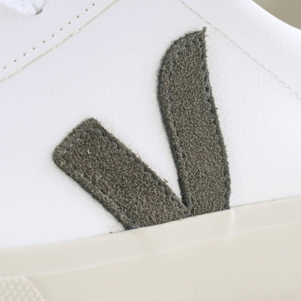 White Sneaker X761