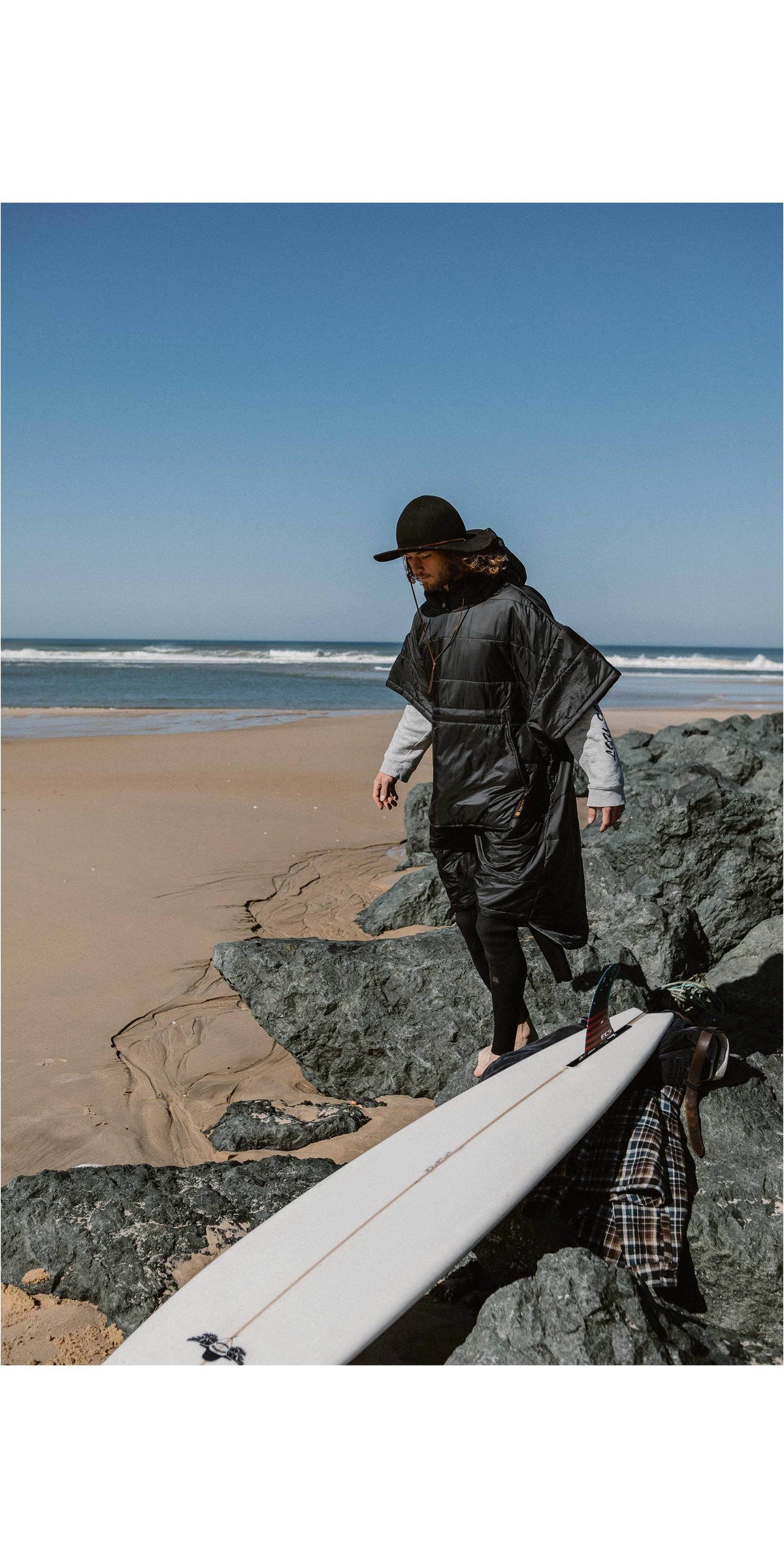 Outdoor Poncho D820833
