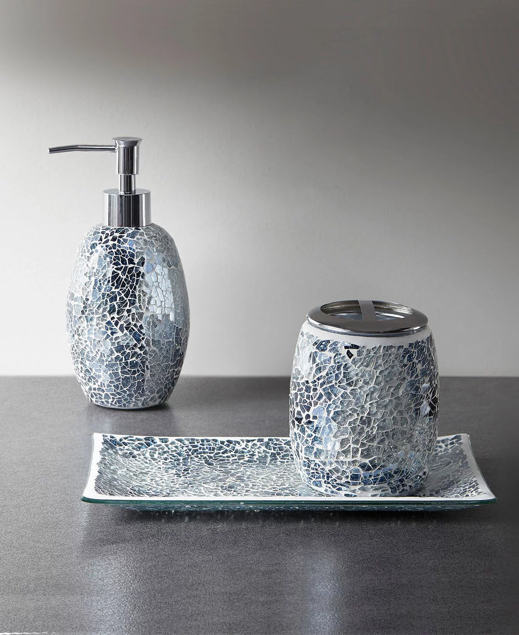 3-Pieces Bath Accessories Set M65671