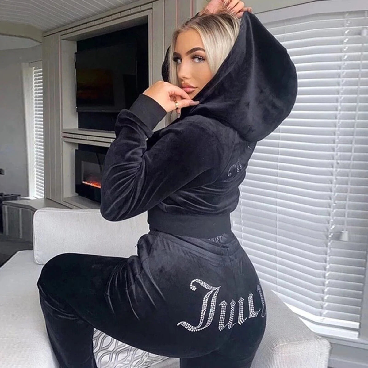 Velour 2-Piece Hoodie Tracksuit Set E75574