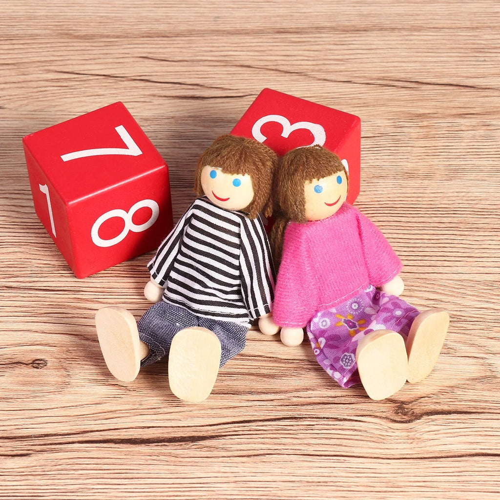 Wooden Dollhouse Dolls Set of 7 Figures J12020