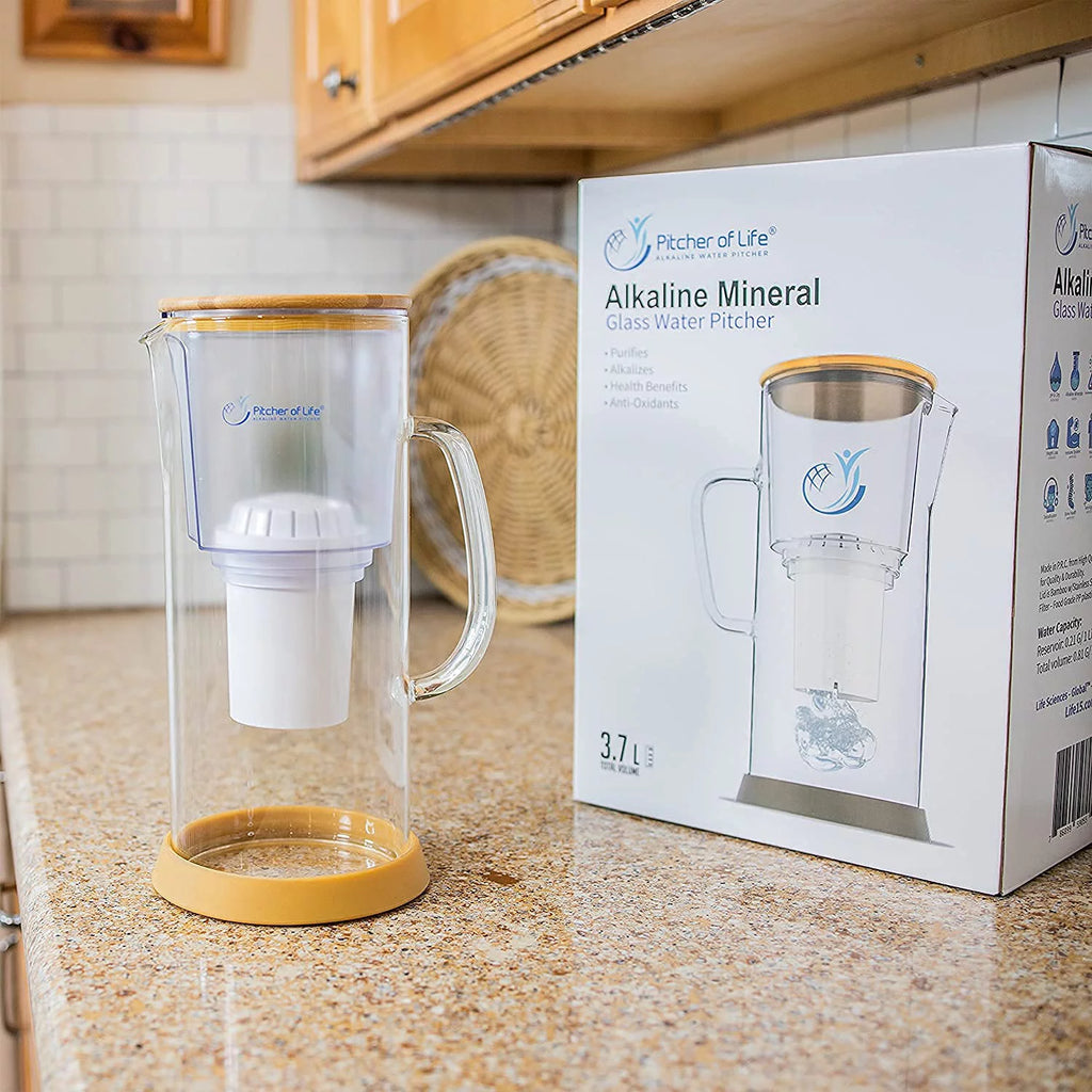 Alkaline Water Filter Pitcher with Bamboo Lid R9479