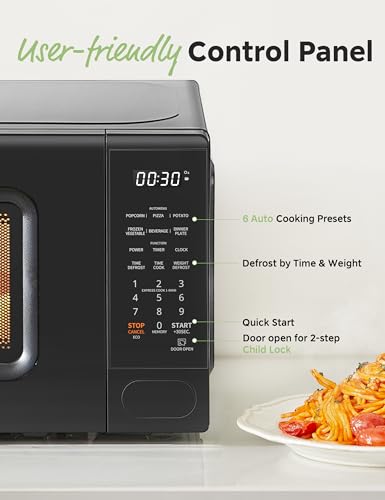 0.7 cu.ft 700W Countertop Microwave Oven Q632421