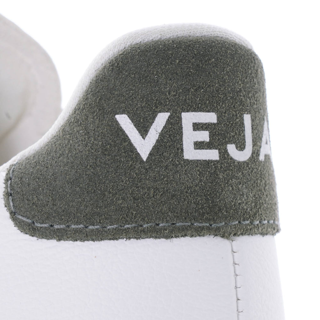 White Sneaker X761
