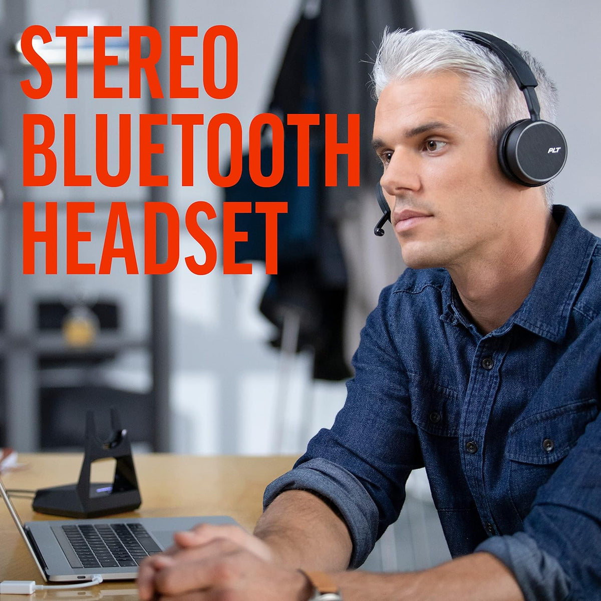 Bluetooth Single-Ear Monaural Headset with Charge Stand O872
