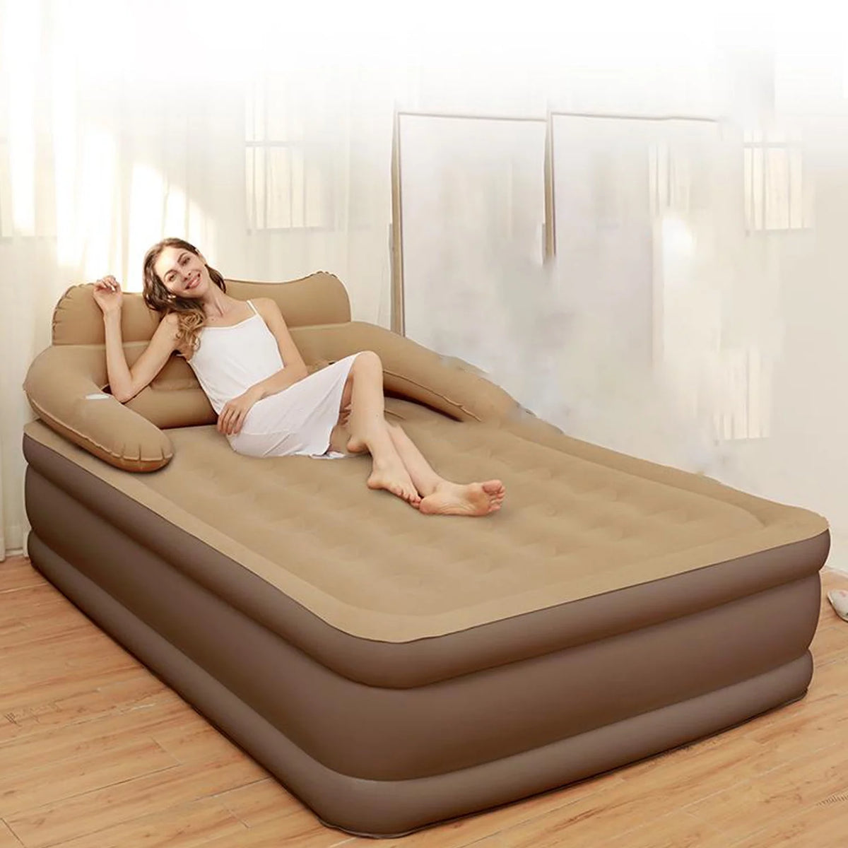 Queen Air Mattress with Built-in Pump V9543
