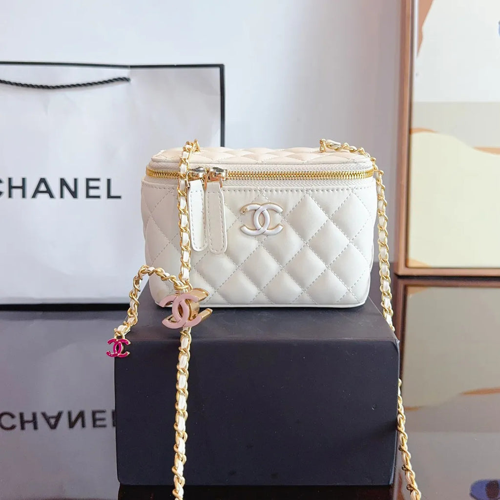 Clutch with Chain H4255