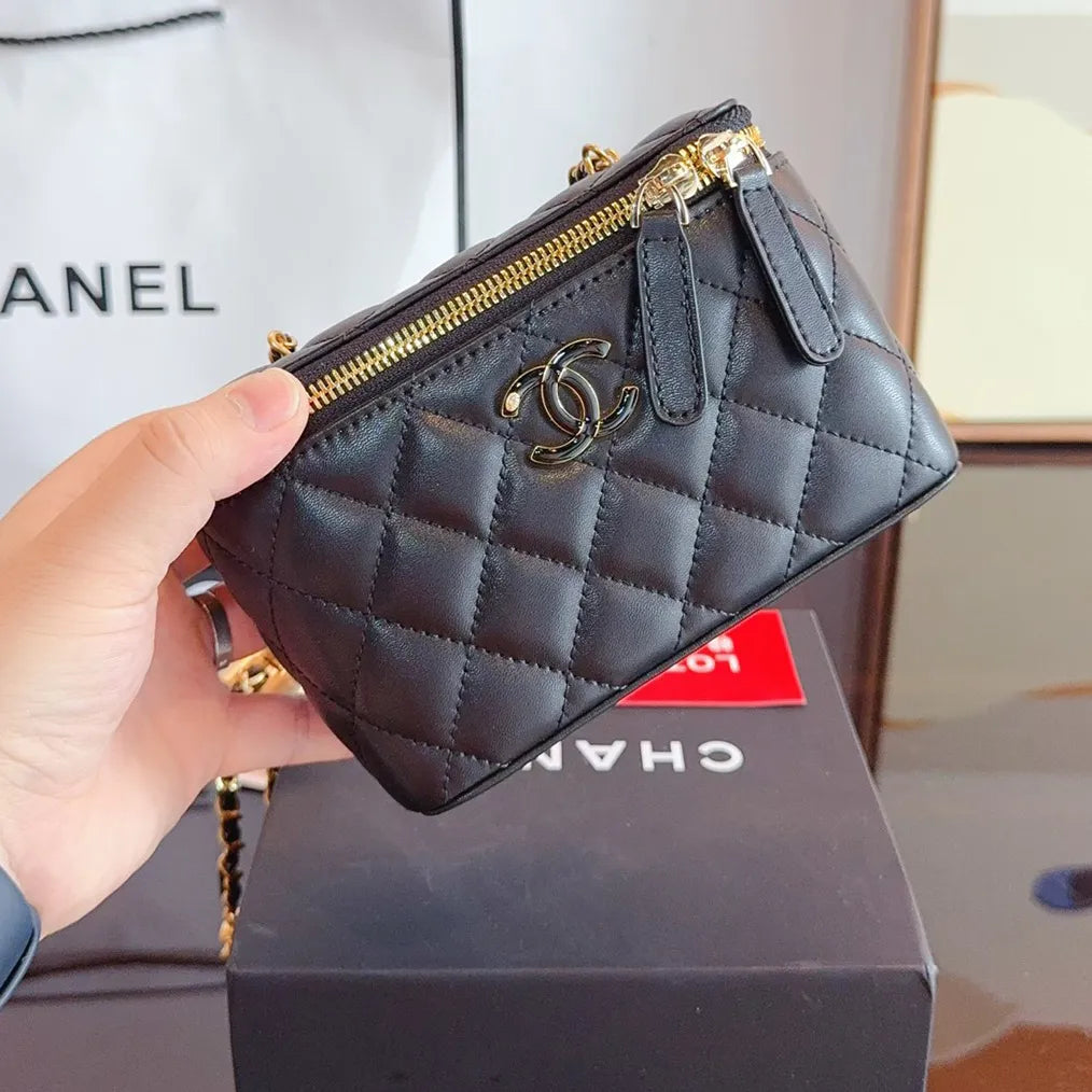 Clutch with Chain H4255