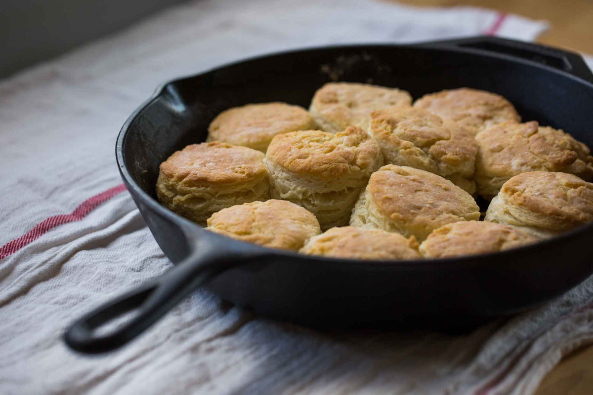 Cast Iron Seasoned 12 Skillet S136