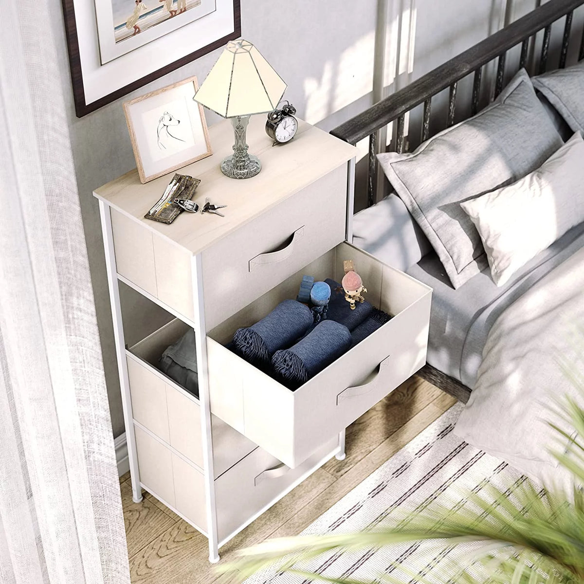 Fabric 4 Drawer Dresser U319154